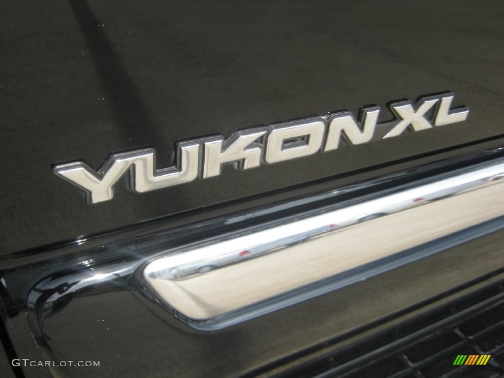 2004 Yukon XL 1500 SLT - Onyx Black / Neutral/Shale photo #26