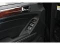 Black - ML 350 4Matic Photo No. 16