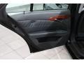 Black - E 320 Sedan Photo No. 14