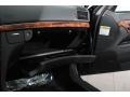 Black - E 320 Sedan Photo No. 19