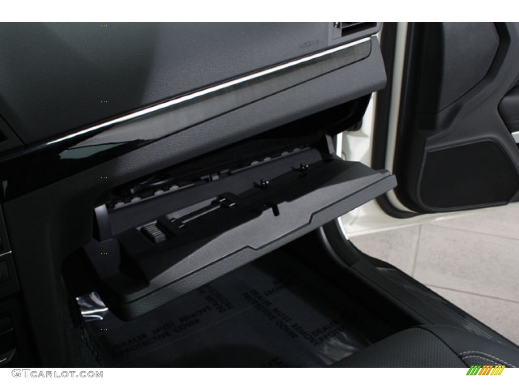 2011 E 350 Coupe - Arctic White / Black photo #19