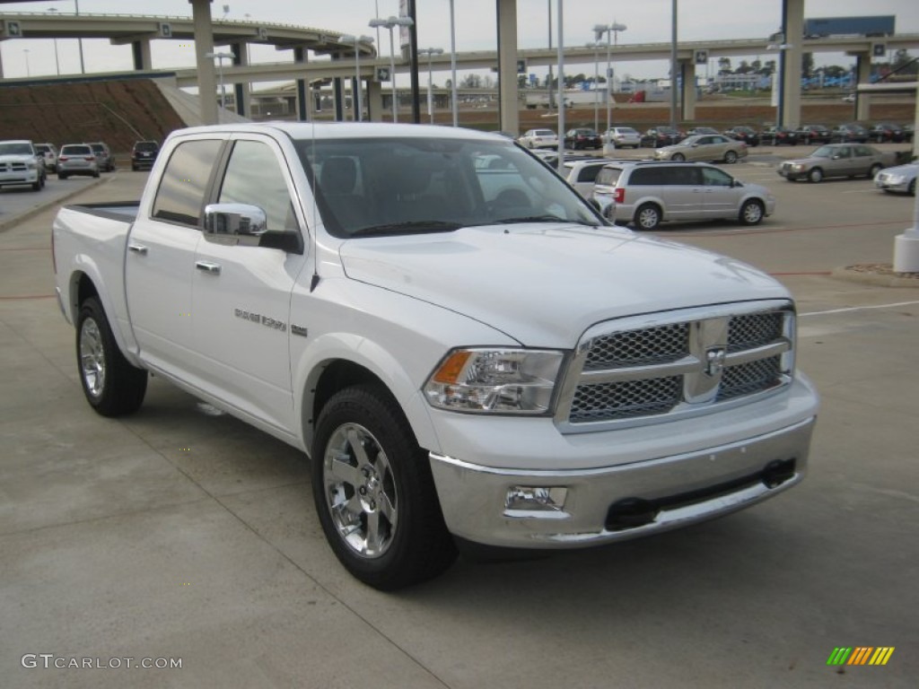 2012 Ram 1500 Laramie Crew Cab 4x4 - Bright White / Dark Slate Gray photo #7