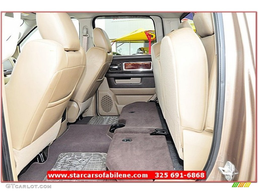 2010 Ram 2500 Laramie Crew Cab 4x4 - Rugged Brown Pearl / Light Pebble Beige/Bark Brown photo #20