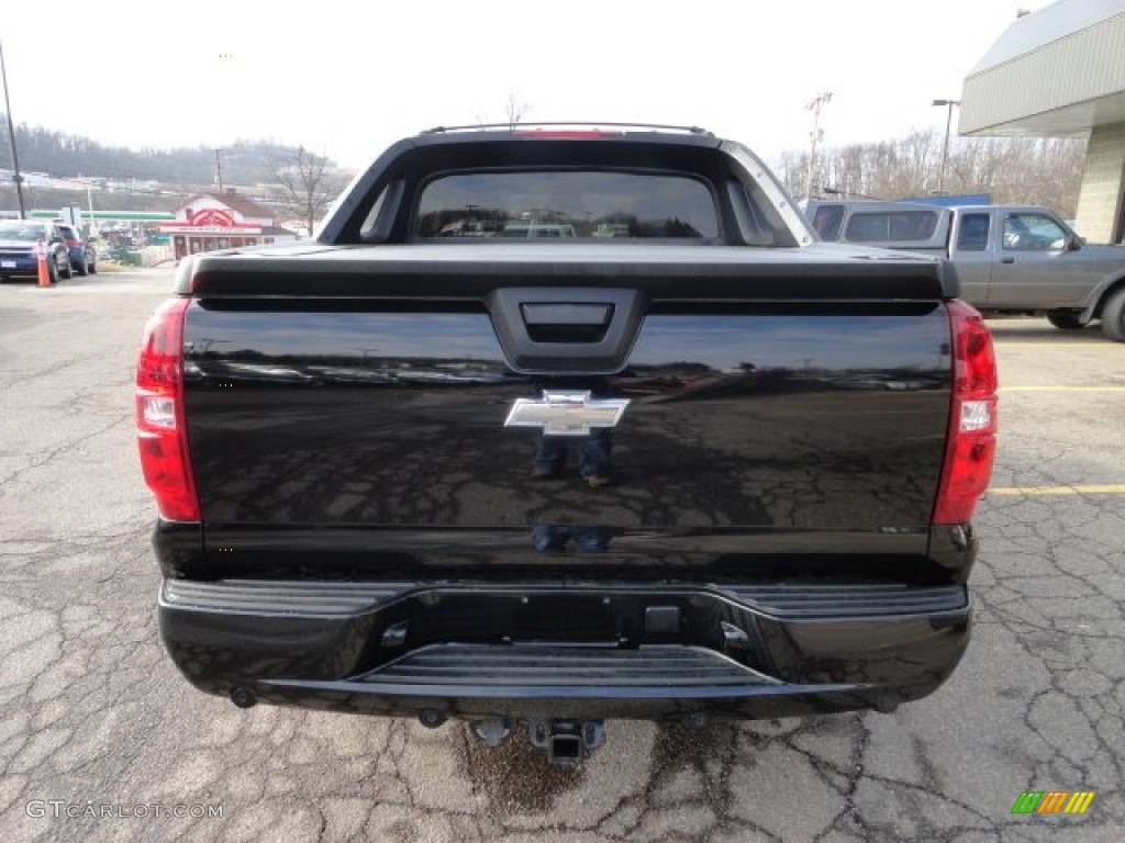 2007 Avalanche LTZ 4WD - Black / Ebony photo #3