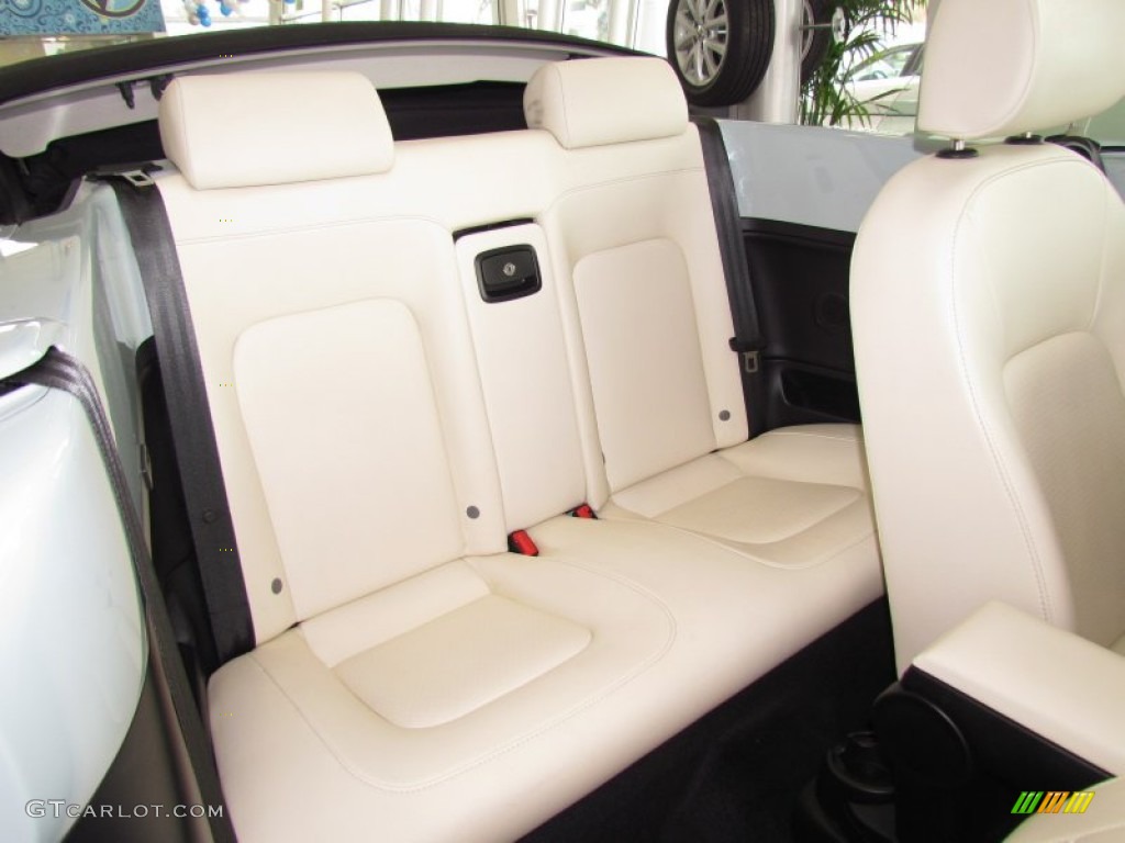 White Interior 2010 Volkswagen New Beetle Final Edition Convertible Photo #61217409