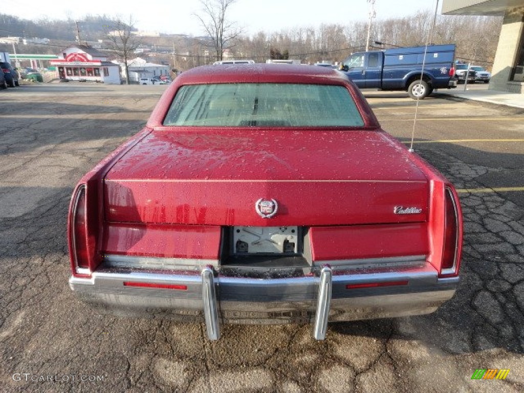 Medium Garnet Red Metallic 1994 Cadillac Fleetwood Sedan Exterior Photo #61217815