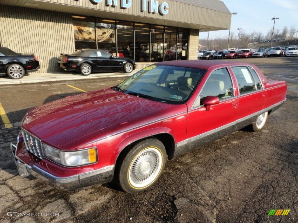 Medium Garnet Red Metallic 1994 Cadillac Fleetwood Sedan Exterior Photo #61217860