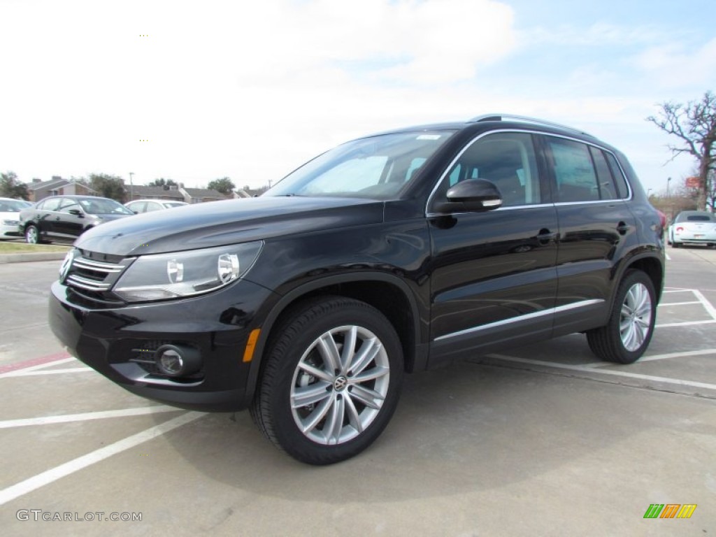 2012 Tiguan SE - Deep Black Metallic / Black photo #1