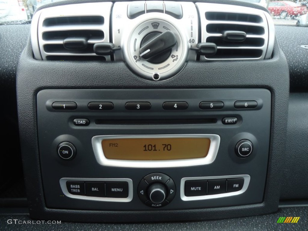 2008 Smart fortwo passion coupe Audio System Photo #61219750