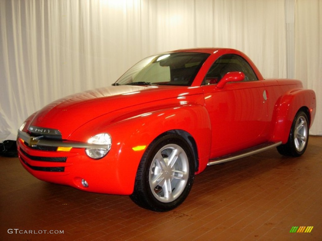 Redline Red 2004 Chevrolet SSR Standard SSR Model Exterior Photo #61220068