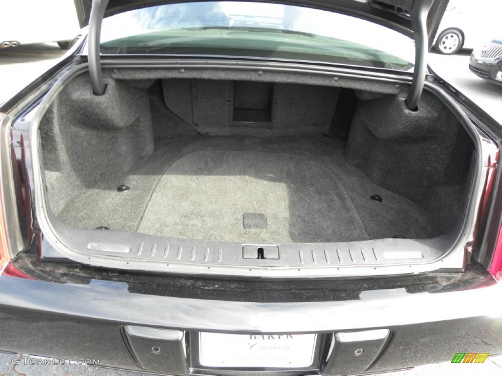 2011 Cadillac DTS Premium Trunk Photo #61222732