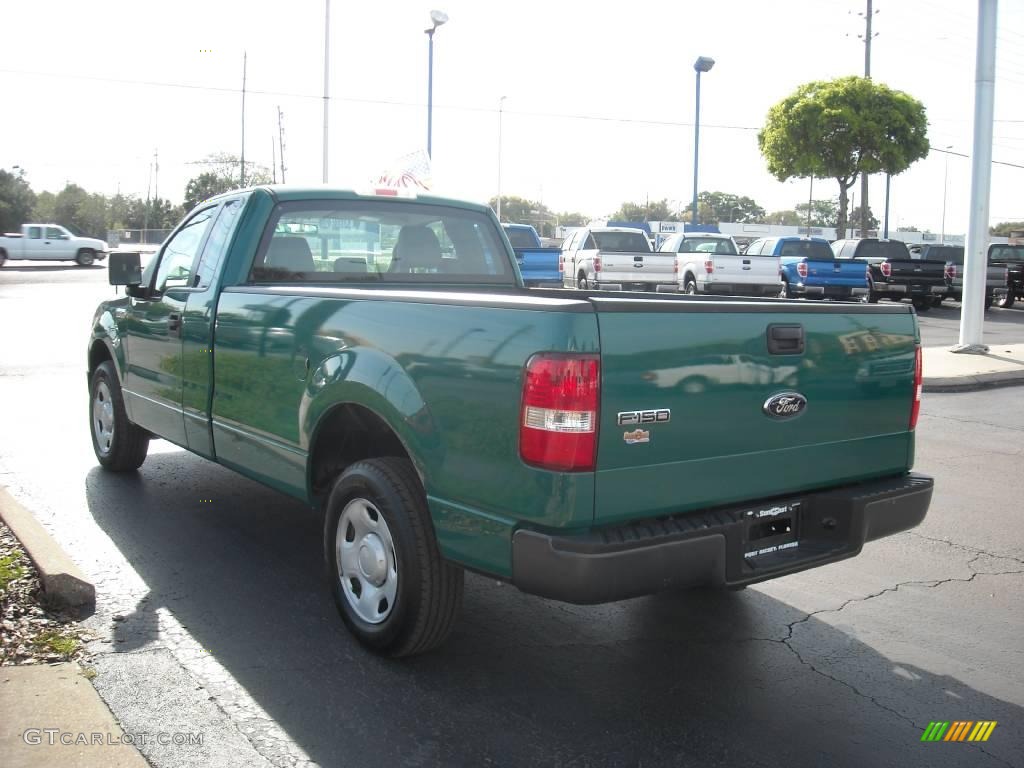 2008 F150 XL Regular Cab - Fleet Green W7406 / Medium/Dark Flint photo #5