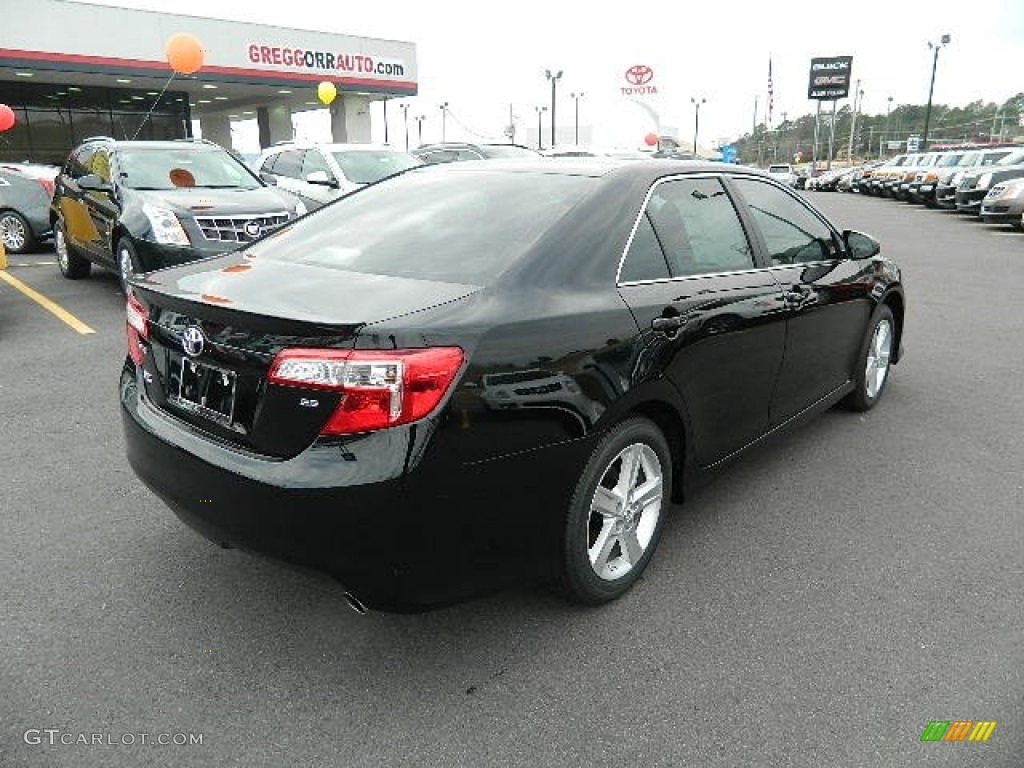 2012 Camry SE - Attitude Black Metallic / Black/Ash photo #3