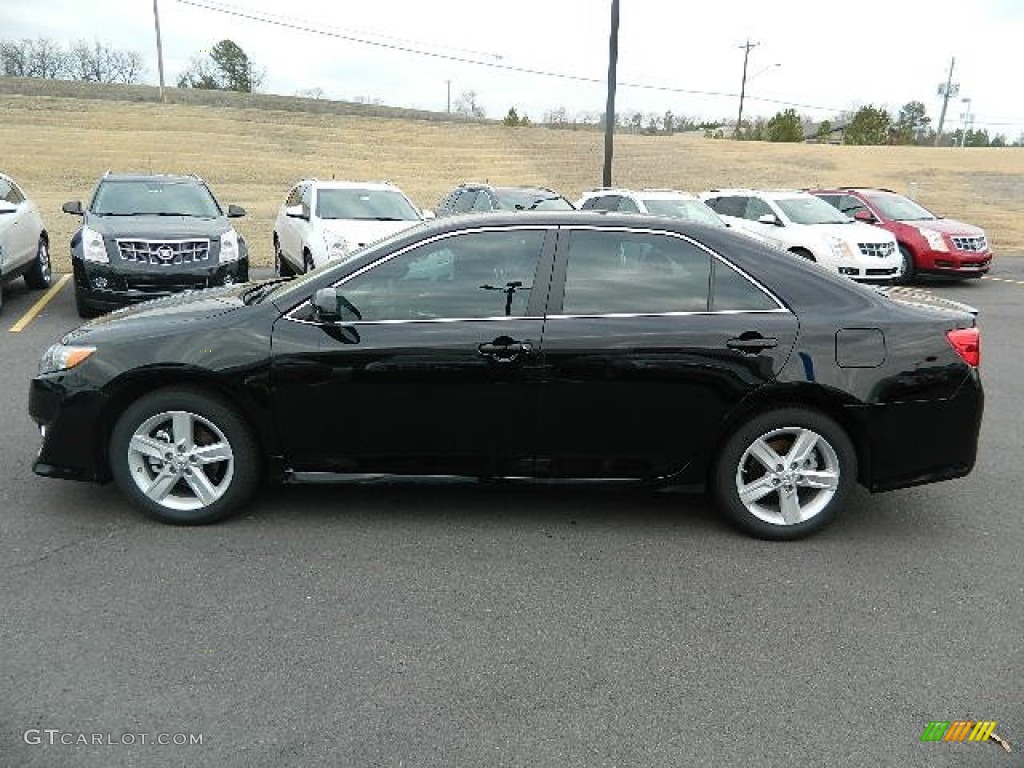 2012 Camry SE - Attitude Black Metallic / Black/Ash photo #6