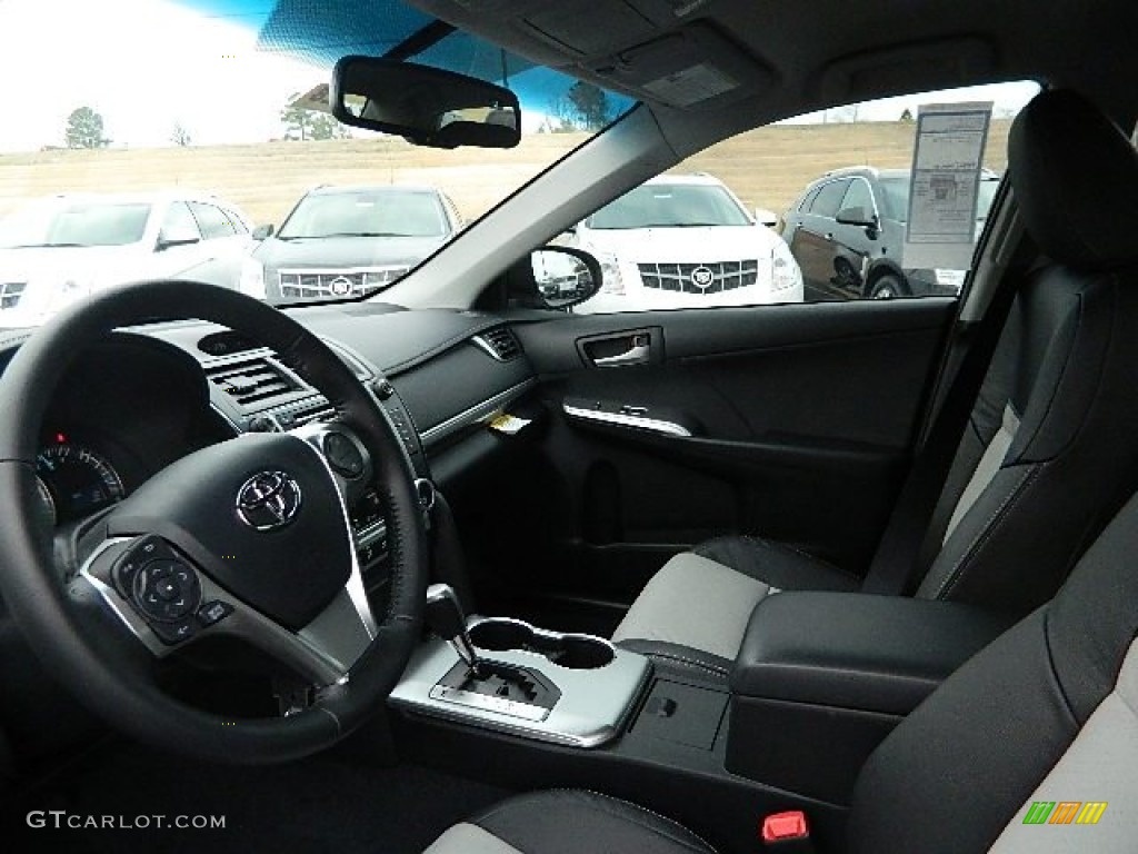 2012 Camry SE - Attitude Black Metallic / Black/Ash photo #10