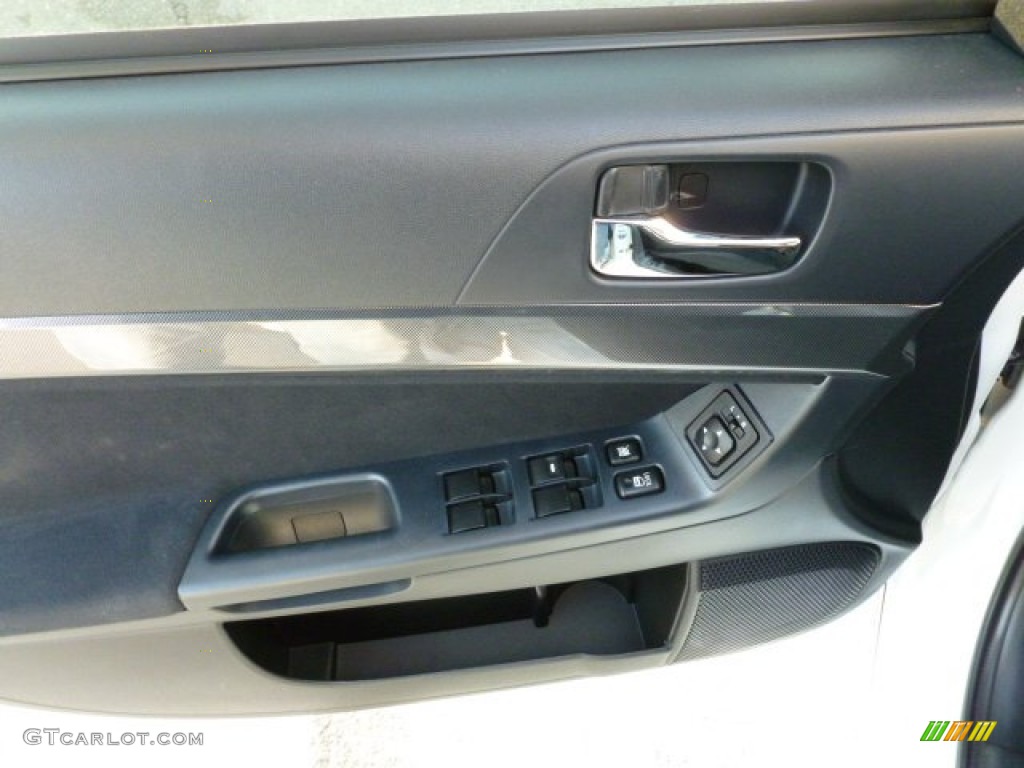 2010 Lancer Evolution GSR - Wicked White / Black Sport Fabric photo #10