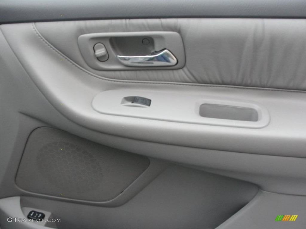 2002 Odyssey EX-L - Satin Silver Metallic / Ivory photo #15