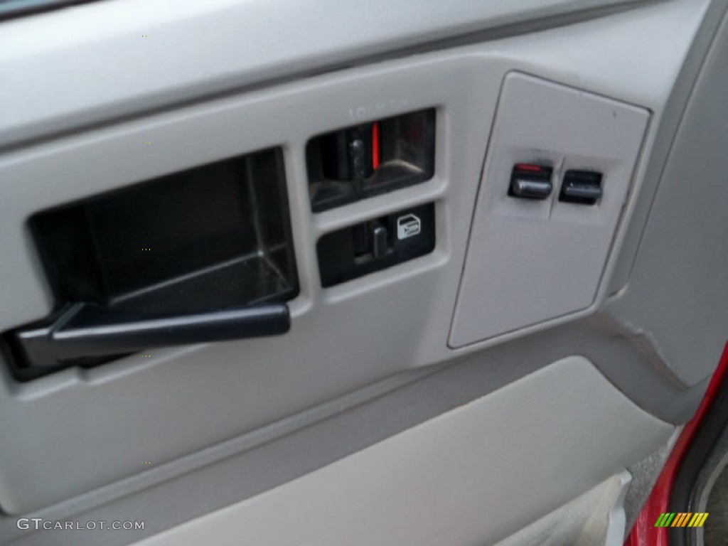 1994 Chevrolet S10 Blazer 4x4 Controls Photos