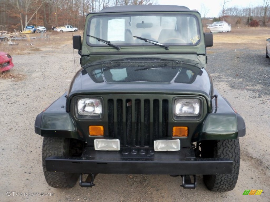 1995 Wrangler S 4x4 - Moss Green Pearl / Spice Beige photo #1