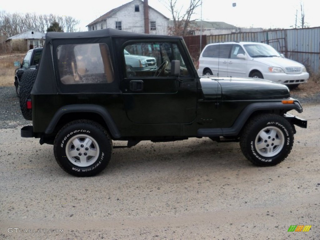 1995 Wrangler S 4x4 - Moss Green Pearl / Spice Beige photo #7