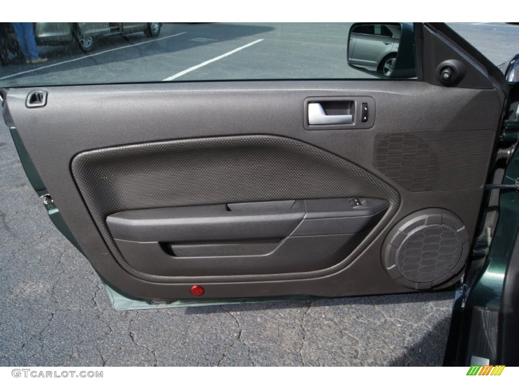 2008 Ford Mustang Bullitt Coupe Dark Charcoal Door Panel Photo #61230910