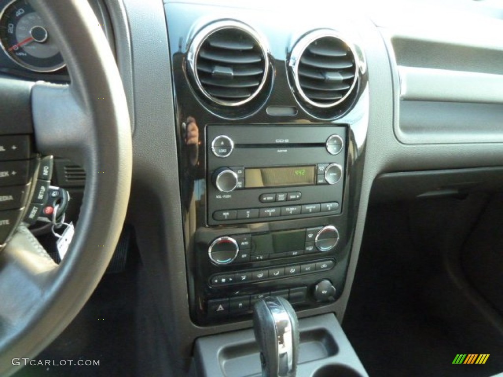 2008 Taurus X SEL AWD - Light Ice Blue Metallic / Medium Light Stone photo #13