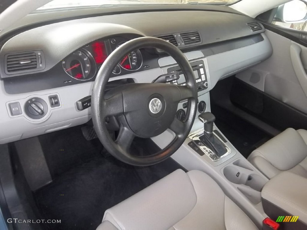 Classic Grey Interior 2007 Volkswagen Passat 2.0T Wagon Photo #61234123