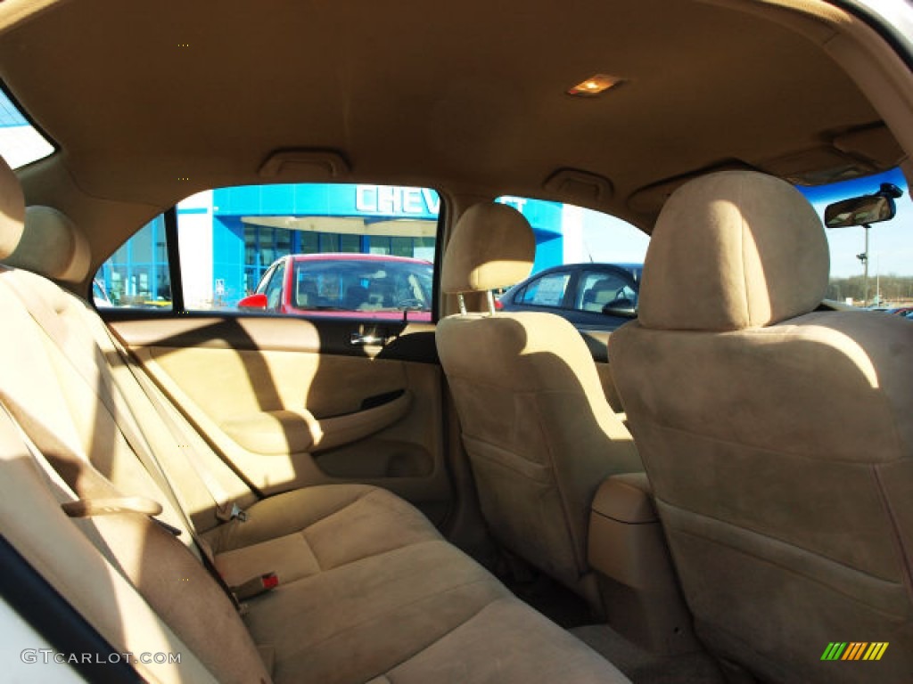 2003 Accord LX Sedan - Taffeta White / Ivory photo #9