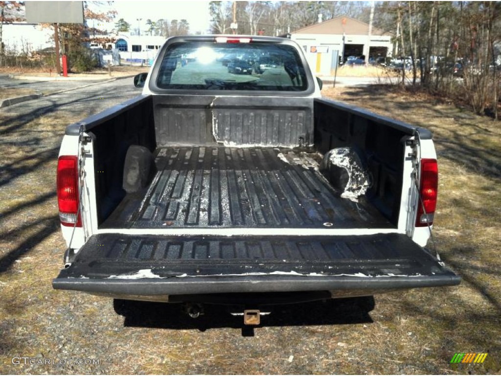2004 F150 XL Heritage Regular Cab 4x4 - Oxford White / Heritage Graphite Grey photo #10