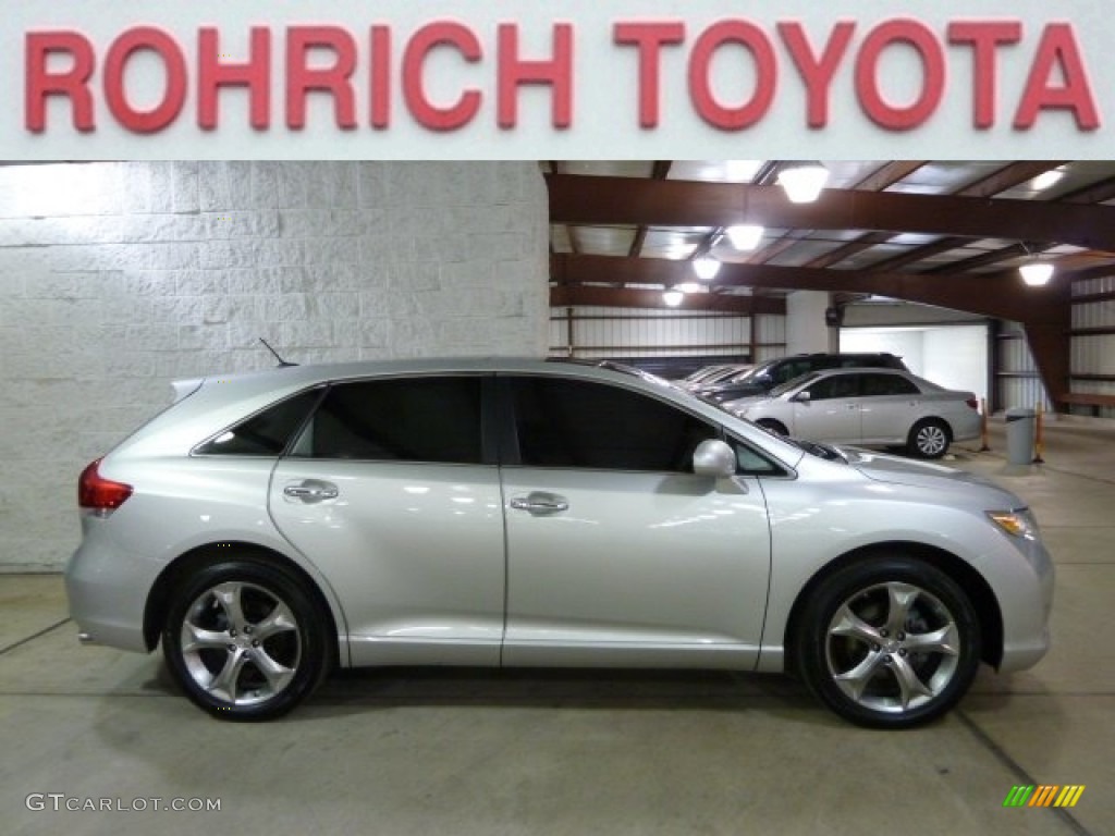 2010 Venza V6 AWD - Classic Silver Metallic / Gray photo #1