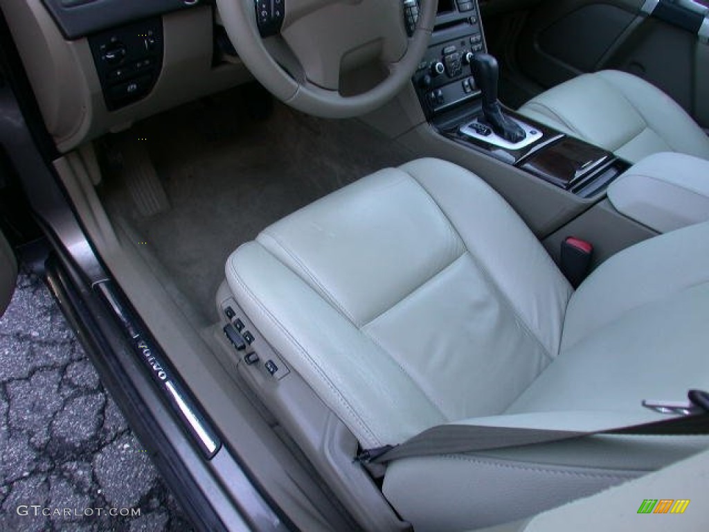 2010 XC90 3.2 AWD - Oyster Gray Metallic / Soft Beige photo #14