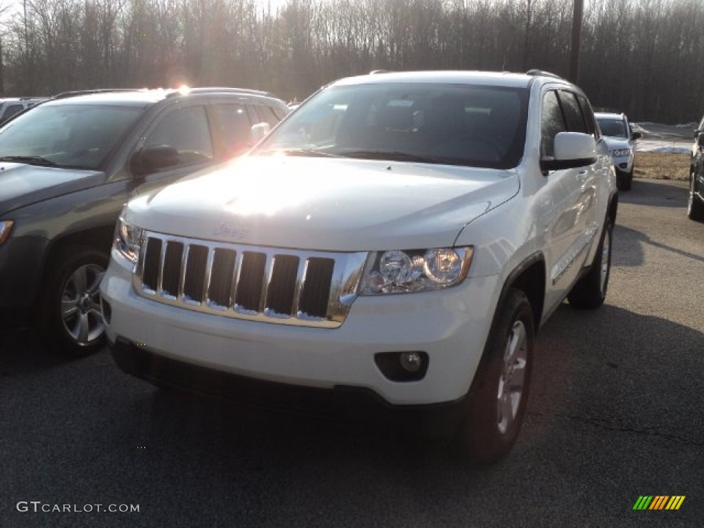 2012 Grand Cherokee Laredo X Package 4x4 - Stone White / Black photo #1