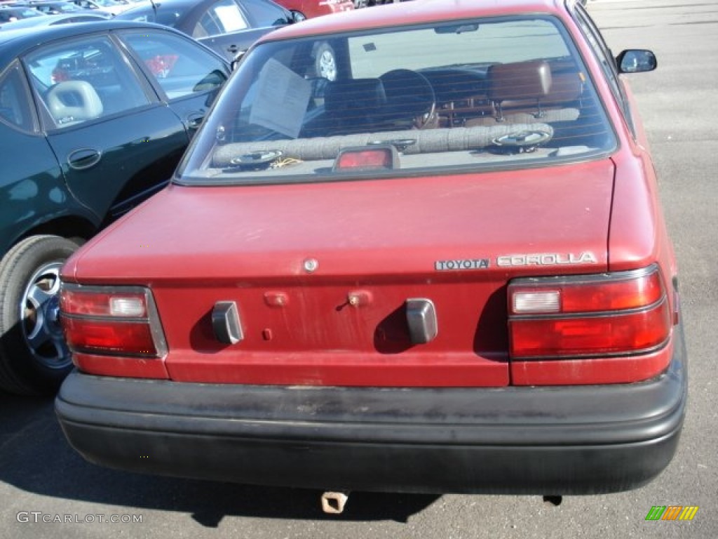 1992 Corolla Sedan - Red Pearl Metallic / Gray photo #5
