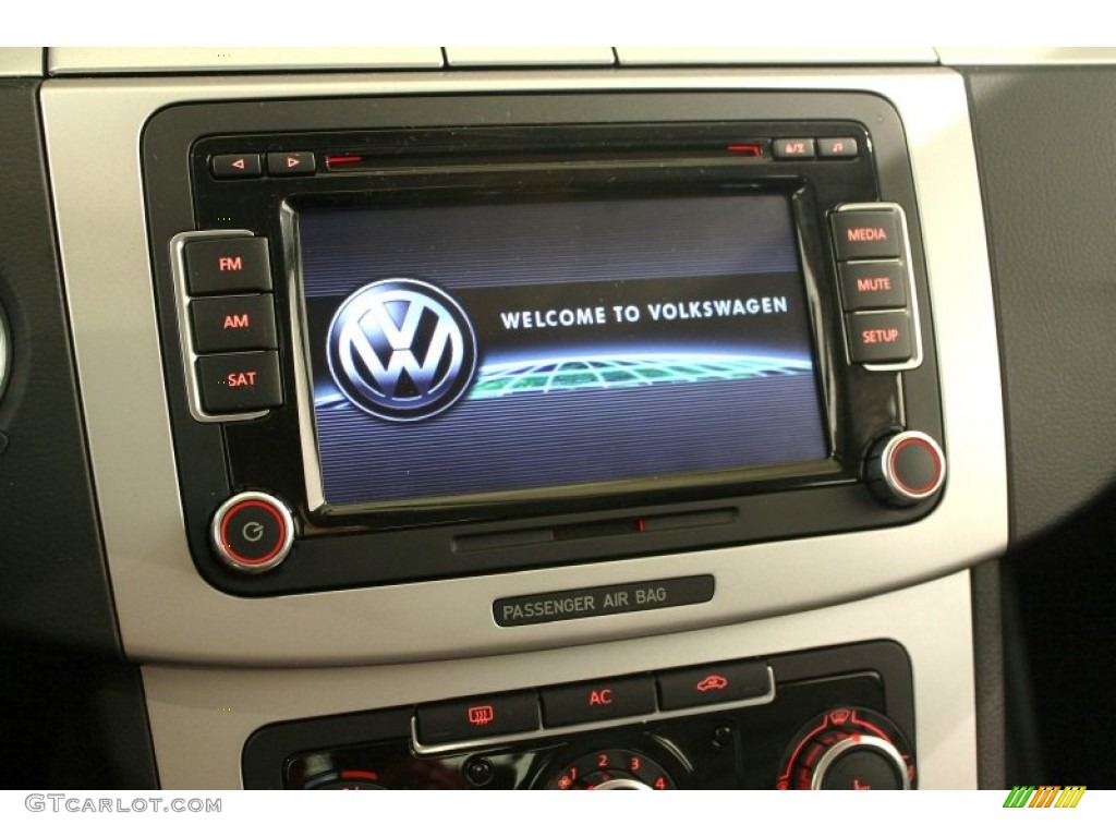 2011 Volkswagen CC Sport Controls Photo #61247529