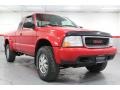 2002 Fire Red GMC Sonoma SLS Extended Cab 4x4  photo #7