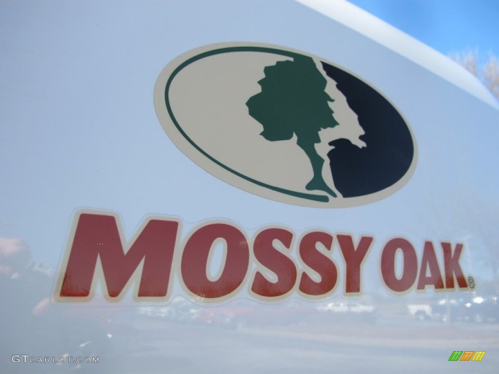 2012 Dodge Ram 1500 Mossy Oak Edition Crew Cab 4x4 Marks and Logos Photo #61252280