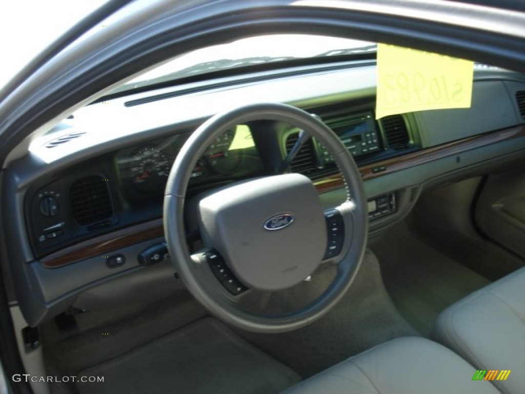 2006 Crown Victoria LX - Silver Birch Metallic / Medium Light Stone photo #10