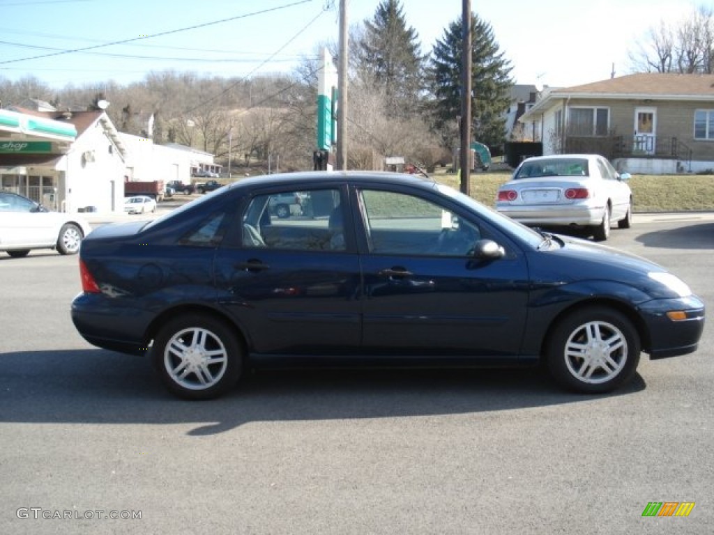2001 Focus SE Sedan - Twilight Blue Metallic / Medium Graphite Grey photo #1