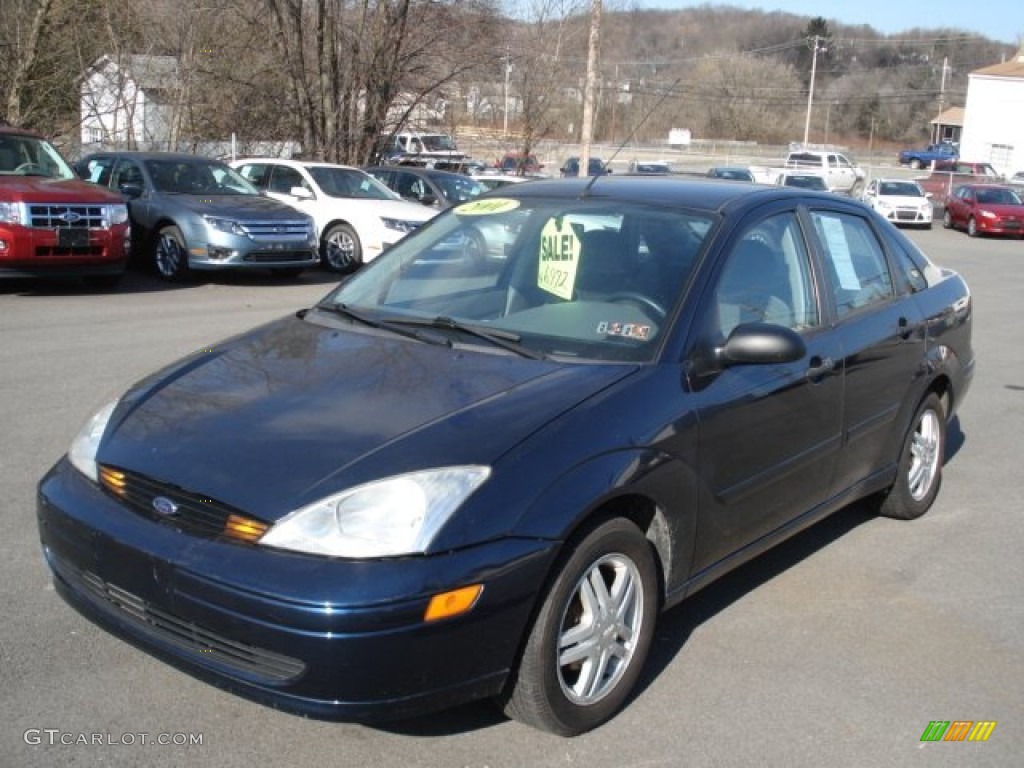 2001 Focus SE Sedan - Twilight Blue Metallic / Medium Graphite Grey photo #4