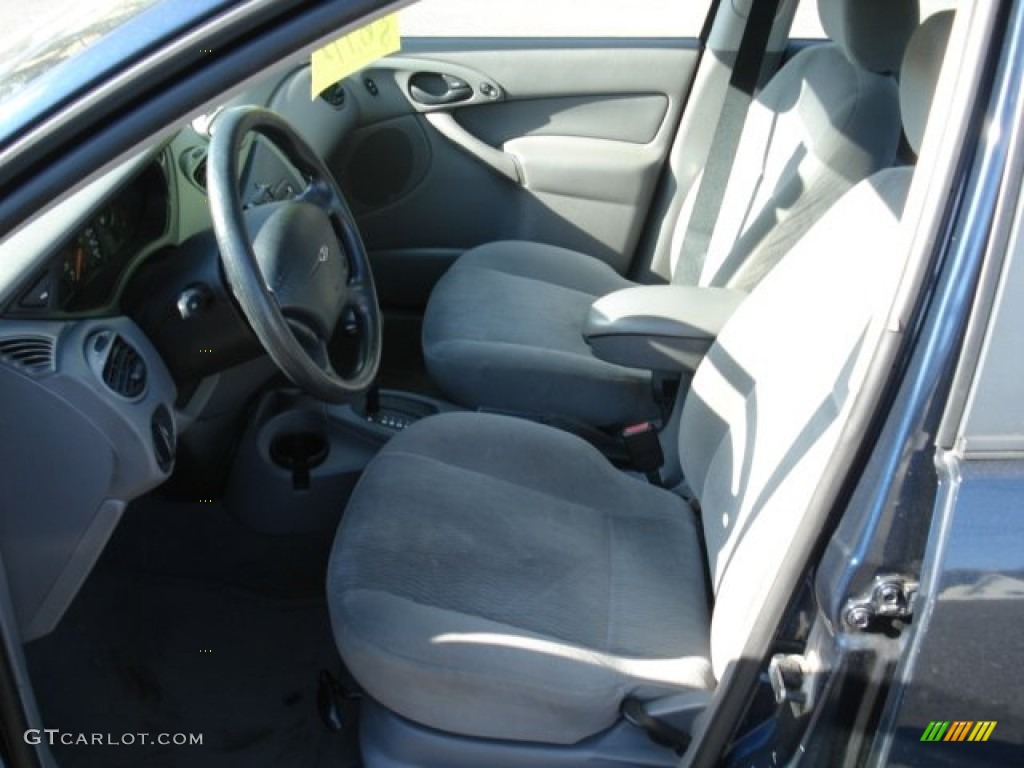 2001 Focus SE Sedan - Twilight Blue Metallic / Medium Graphite Grey photo #11