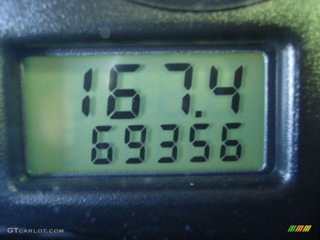 2001 Focus SE Sedan - Twilight Blue Metallic / Medium Graphite Grey photo #19