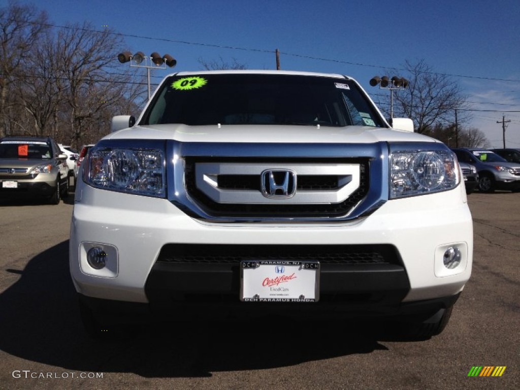 2009 Pilot EX 4WD - Taffeta White / Gray photo #6