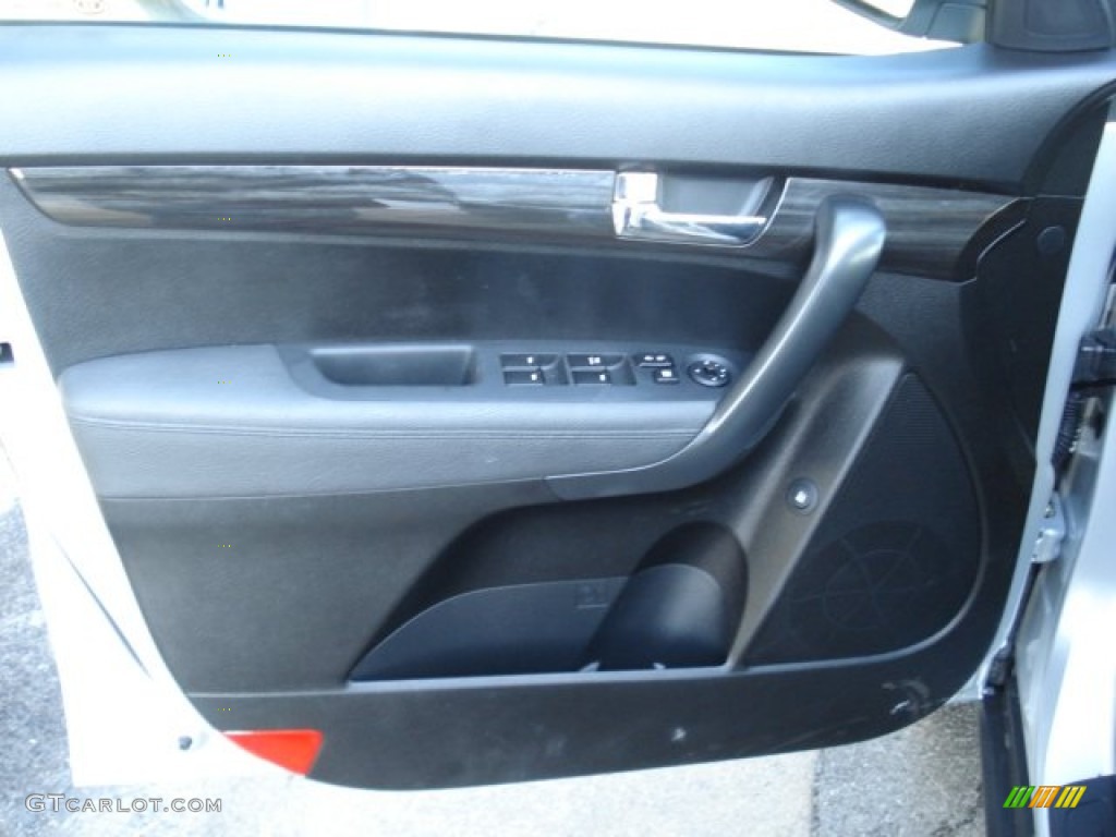2012 Sorento LX V6 AWD - Bright Silver / Black photo #15
