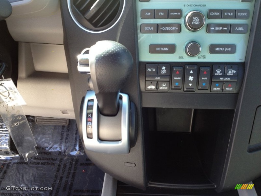 2009 Pilot EX 4WD - Taffeta White / Gray photo #26