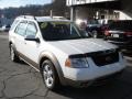 Oxford White - Freestyle SEL AWD Photo No. 2