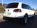 Campanella White - Touareg 2 VR6 Photo No. 6