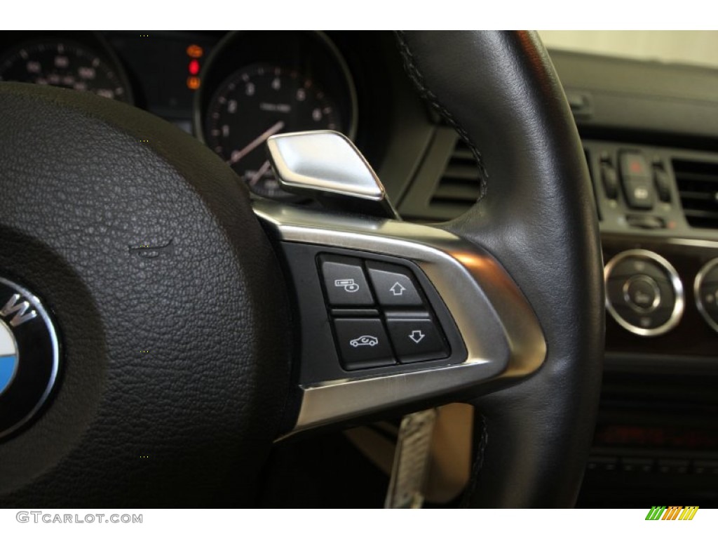2009 BMW Z4 sDrive35i Roadster Controls Photo #61259537