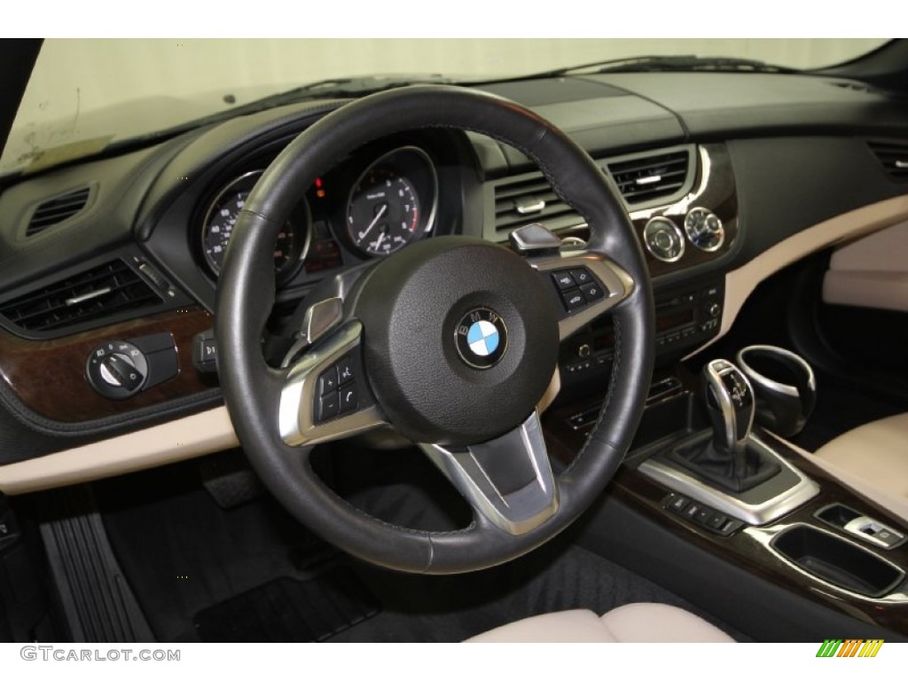 2009 BMW Z4 sDrive35i Roadster Beige Kansas Leather Steering Wheel Photo #61259555