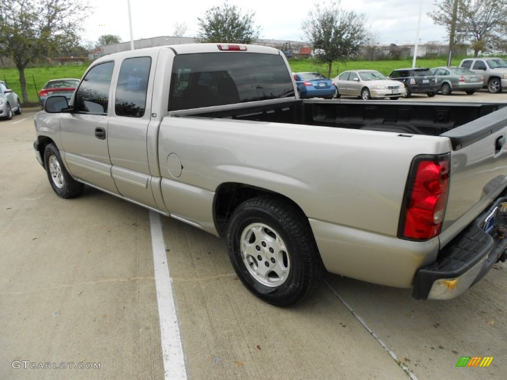 2004 Silverado 1500 LS Extended Cab - Silver Birch Metallic / Dark Charcoal photo #5