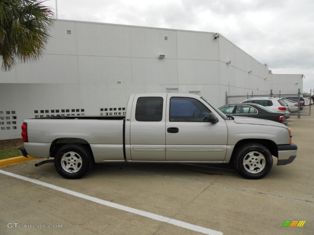 2004 Silverado 1500 LS Extended Cab - Silver Birch Metallic / Dark Charcoal photo #8